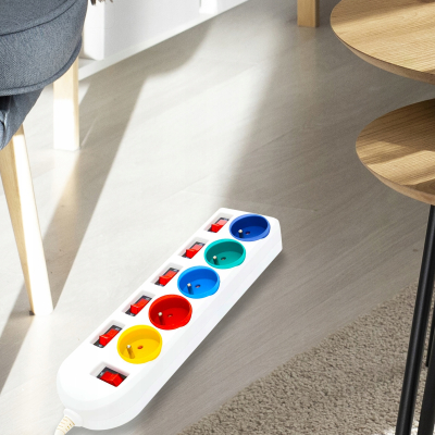 Maclean Listwa zasilająca 5 gniazd z włącznikami 250VAC/10A 1.5m MCE204 M/W