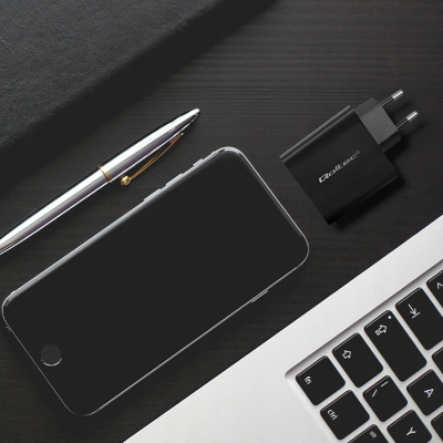 Qoltec Ładowarka Super Quick PD 1xUSB-C 1xUSB 65W 5-20V 1.5-3.25A Czarna