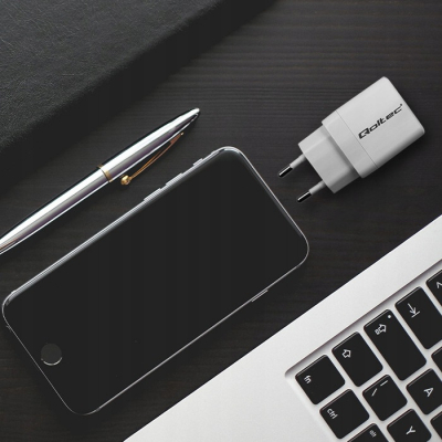 Qoltec Ładowarka sieciowa 20W GaN 5-20V 1.5-3A 1x USB-C PD 1 x USB QC 3.0