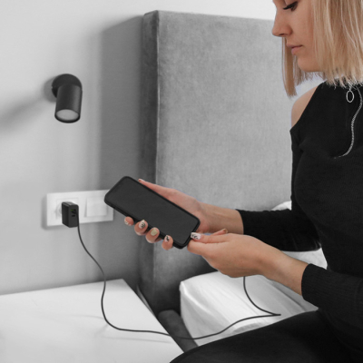 Qoltec Ładowarka Super Quick PD 1xUSB-C 1xUSB 90W 5-20V 2.4-4.35A Czarna