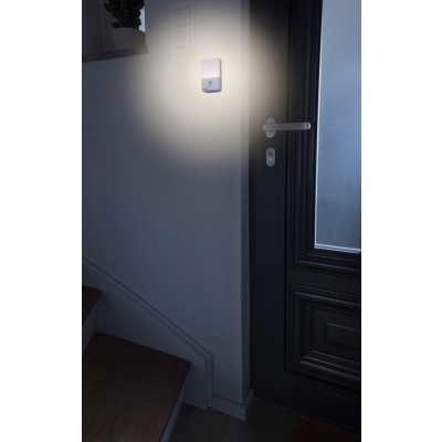VARTA LAMPA LED Z CZUJNIKIEM RUCHU LAMPKA NOCNA