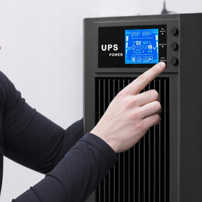Qoltec Zasilacz awaryjny UPS On-line Pure Sine Wave 3kVA 2.4kW 53043