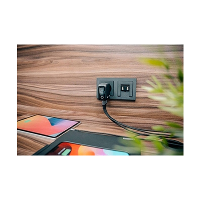 Verbatim, Mini ładowarka GaN z wyświetlaczem TFT 2 x USB-C / 1 x USB-A 65W