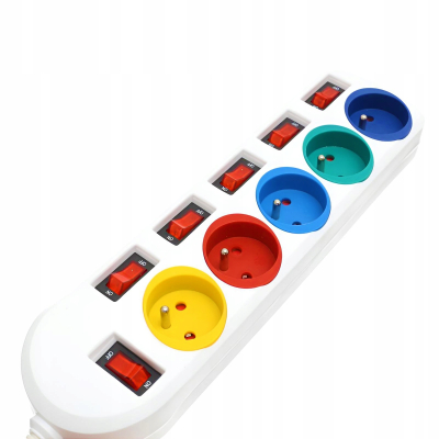 Maclean Listwa zasilająca 5 gniazd z włącznikami 250VAC/10A 1.5m MCE204 M/W