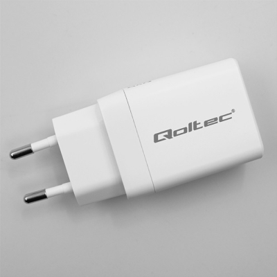 Qoltec Ładowarka sieciowa 45W GaN 5-20V 1.5-3A 1x USB-C PD 1 x USB QC 3.0
